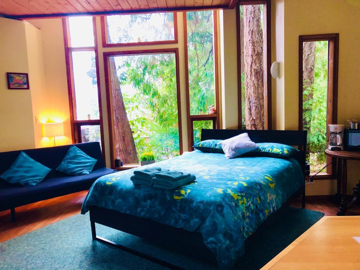 Serenity By The Sea Retreats Montague Harbour Extérieur photo