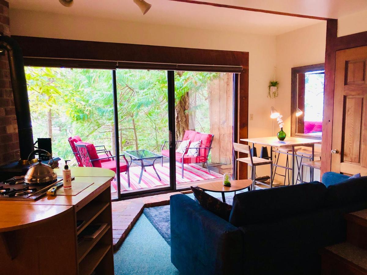Serenity By The Sea Retreats Montague Harbour Extérieur photo
