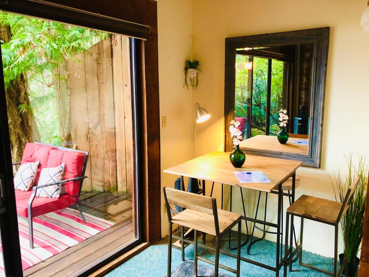 Serenity By The Sea Retreats Montague Harbour Extérieur photo