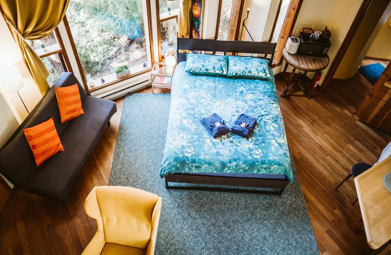 Serenity By The Sea Retreats Montague Harbour Extérieur photo