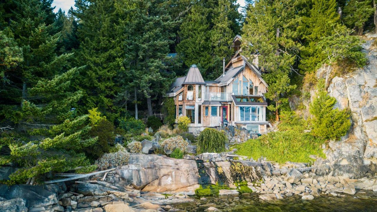 Serenity By The Sea Retreats Montague Harbour Extérieur photo