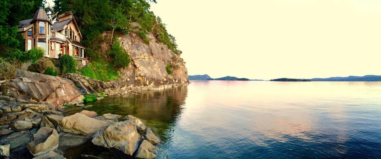 Serenity By The Sea Retreats Montague Harbour Extérieur photo